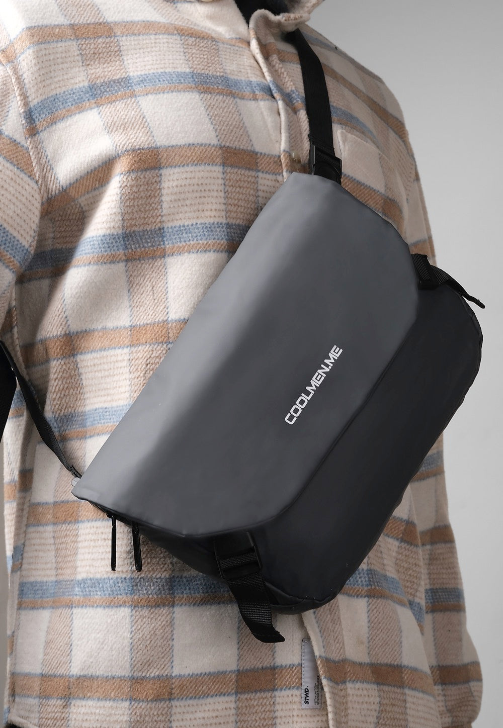 CoolMen Messenger Bag